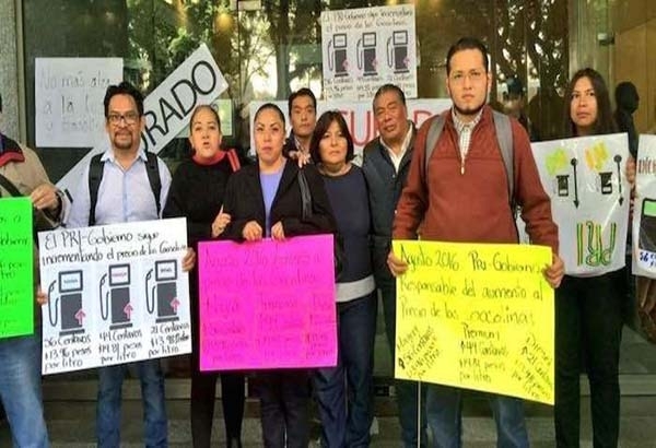 Poblanos se suman a la rebelión contra la CFE: van 300 amparos