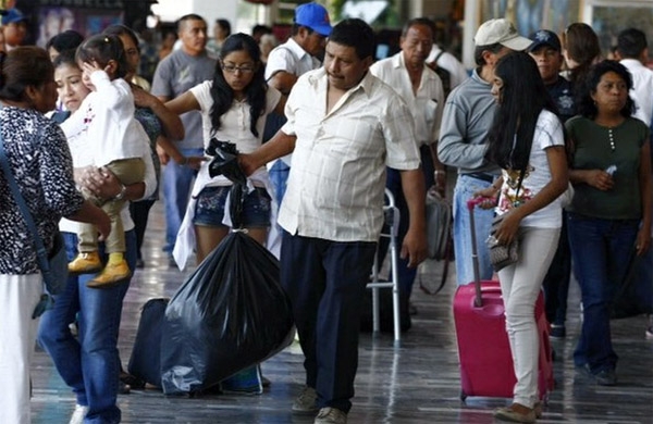 Regreso de vacacionistas congestionó las terminales del DF