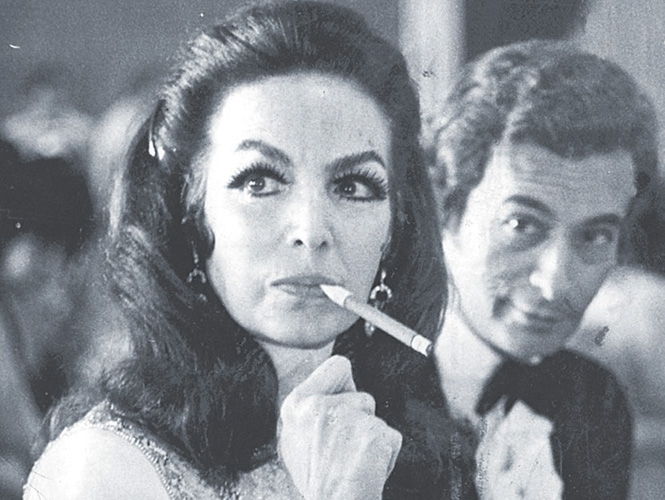 María Félix recibe homenaje en el Metro, estación Bellas Artes
