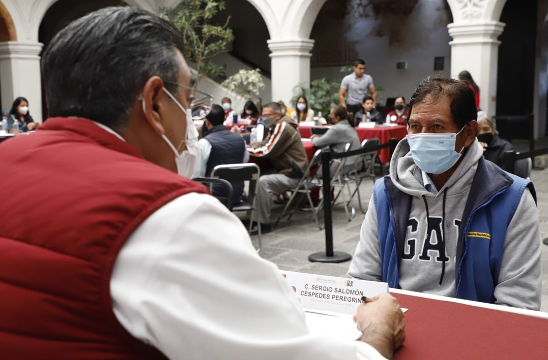 Puertas abiertas a los poblanos, refrendó Céspedes Peregrina en “Martes Ciudadano”