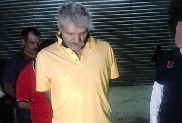 Mireles, líder de autodefensas, quedó a disposición de la PGR