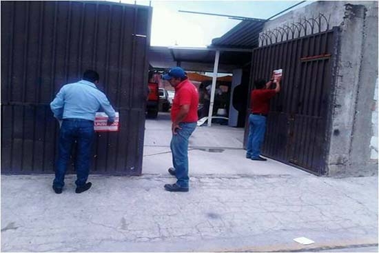 Clausuran 3 comercios de autos y autopartes en Tres Cruces y Vicente Suárez