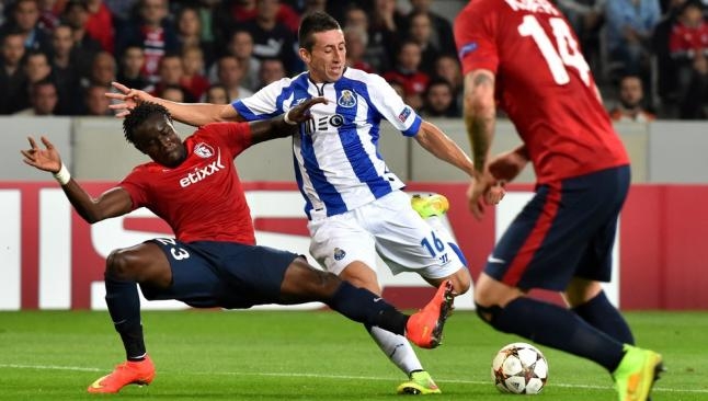 Héctor Herrera anotó gol de la victoria del Porto en clasificatorio de Champions