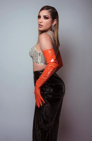 Kimberly Loaiza causa polémica con look en redes sociales