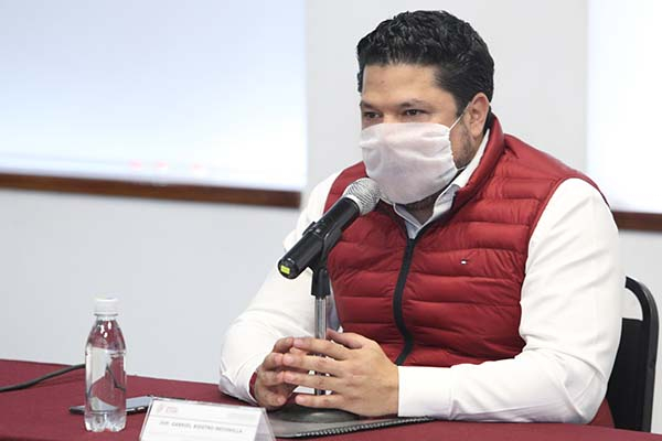 Biestro pide denunciar a escuelas que condicionen reinscripción por pago de cuotas