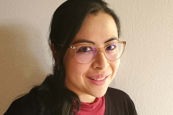 Egresada de la BUAP es monitor de ensayos clínicos en la farmacéutica Amgen