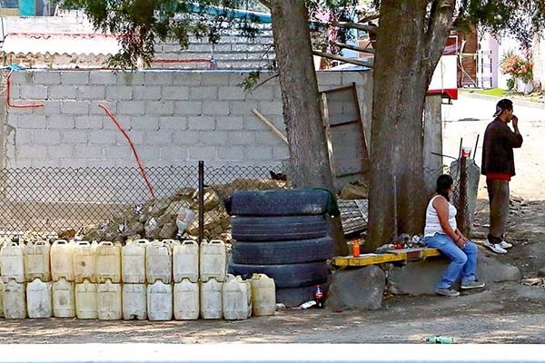 Cerca de 200 mil poblanos fueron testigos de venta de huachicol