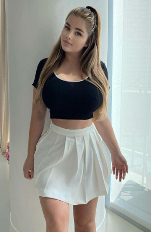 Anastasiya Kvitko presume outfit y suma likes en redes sociales