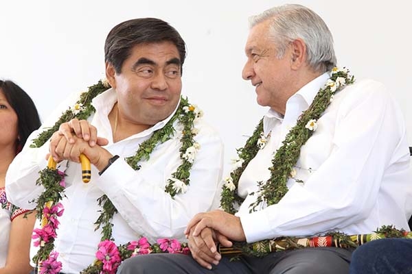 AMLO en Puebla: apoyos a indígenas, sin intermediarios