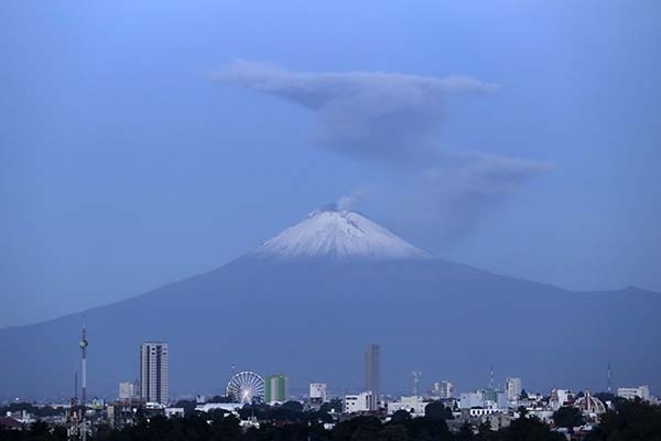 El Cenapred advierte sobre mayor actividad del volcán Popocatépetl; sismo de 2017 “lo afectó”