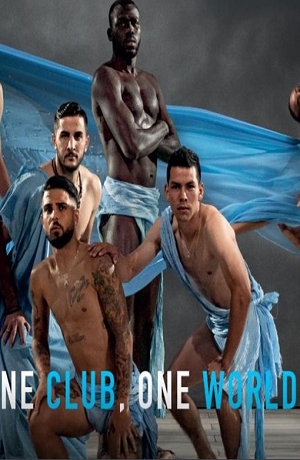 Chucky Lozano aparece “romano” en calendario del Napoli