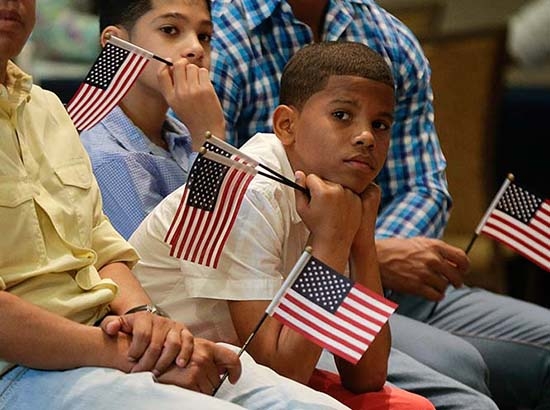 Medidas migratorias de Obama permanecen suspendidas