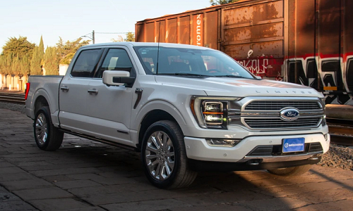 Ford Lobo HEV 2023, la pick up híbrida