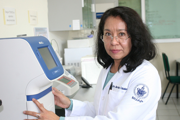 Cáncer, resultado de cambios en la secuencia del DNA: académica de la BUAP