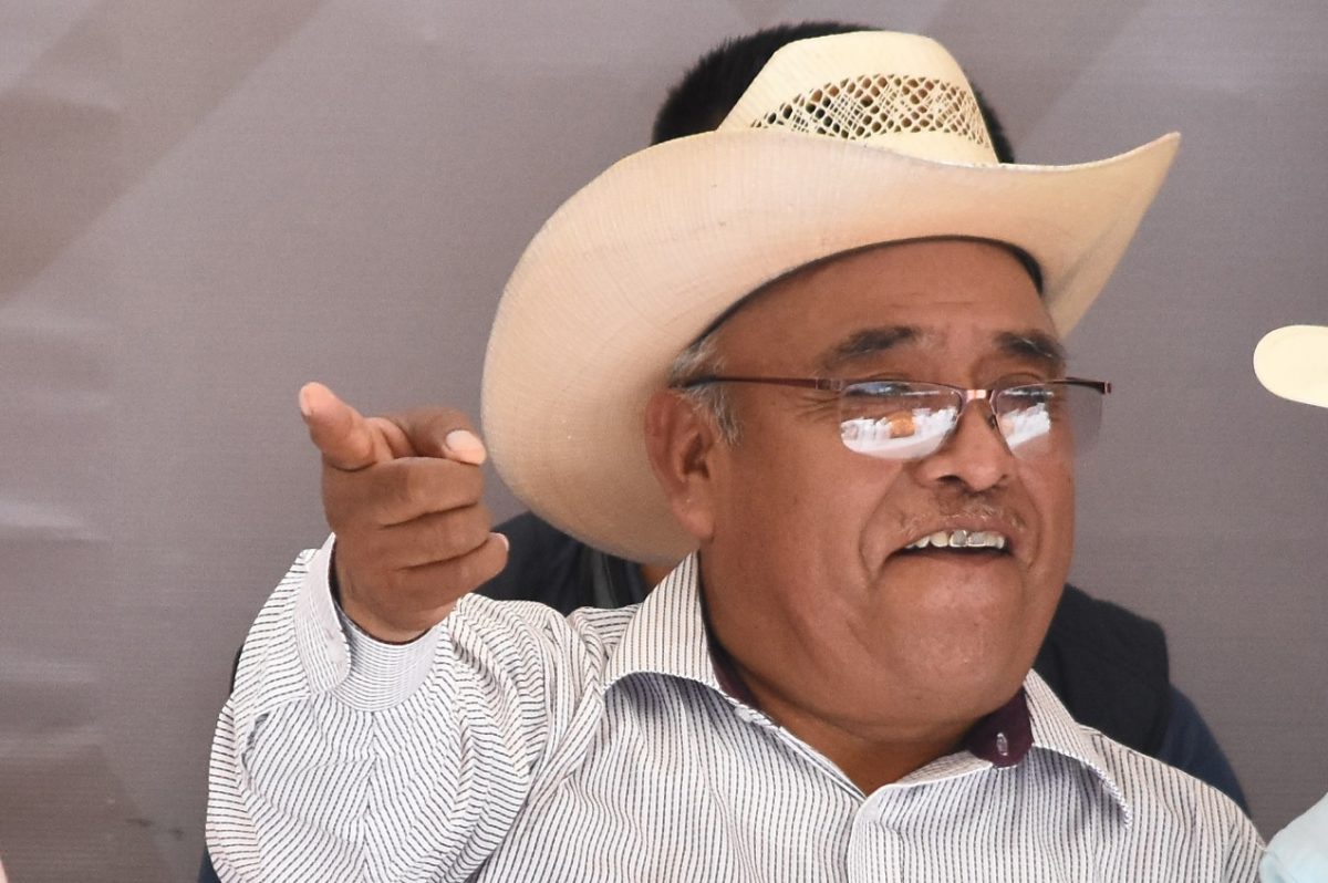 FGE catea inmuebles de edil de Ajalpan; su hija estaría detenida