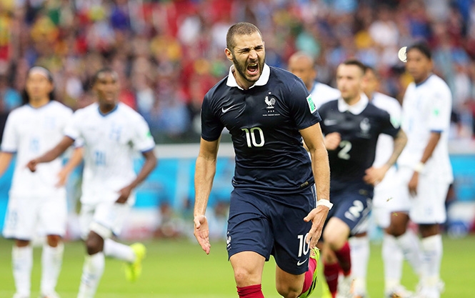 Francia ganó 3-0 a Honduras con par de anotaciones de Benzema