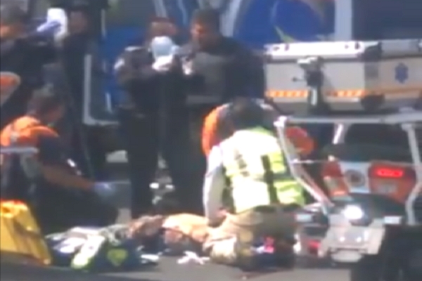 Hombre se quitó la vida al arrojarse desde puente peatonal en la Vía Corta Santa Ana