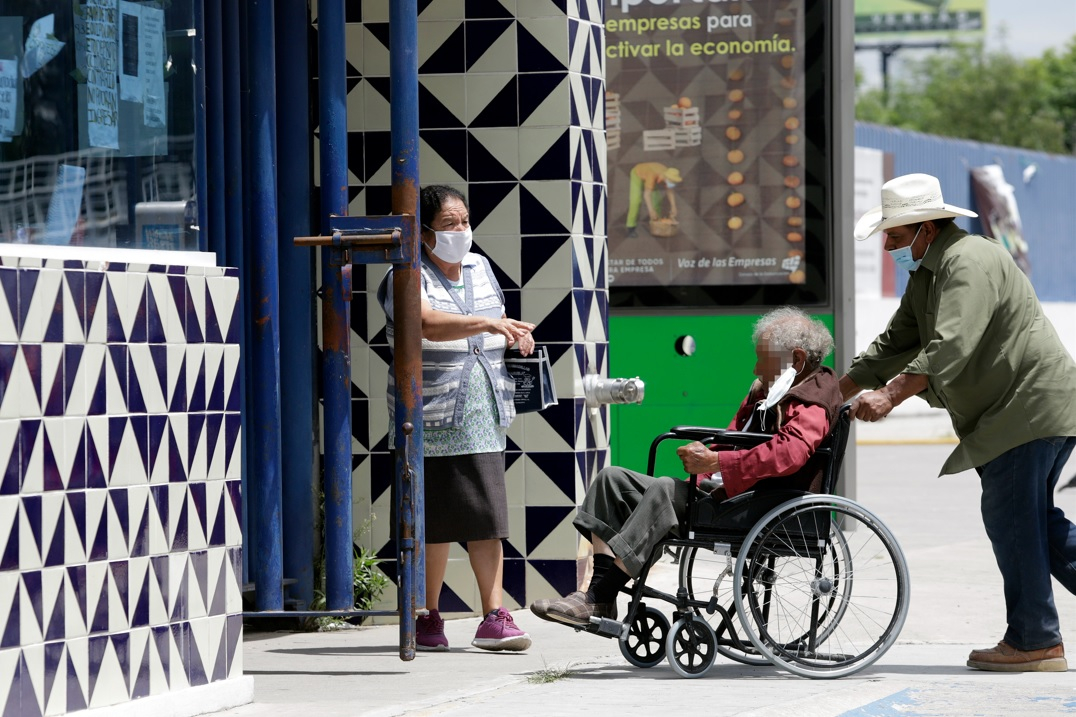 Preocupante la cresta de 300 contagios diarios de COVID: Barbosa