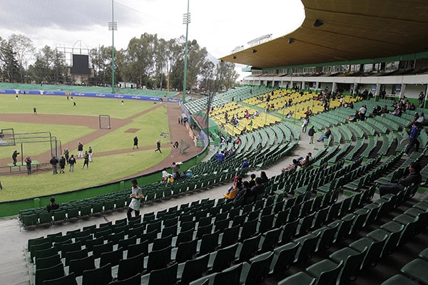 Invertirán 70 mdp en rehabilitación del estadio Hermanos Serdán