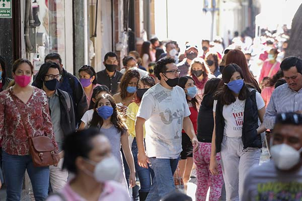 FOTOS. Sin miedo a COVID, hay salida masiva de poblanos por El Buen Fin