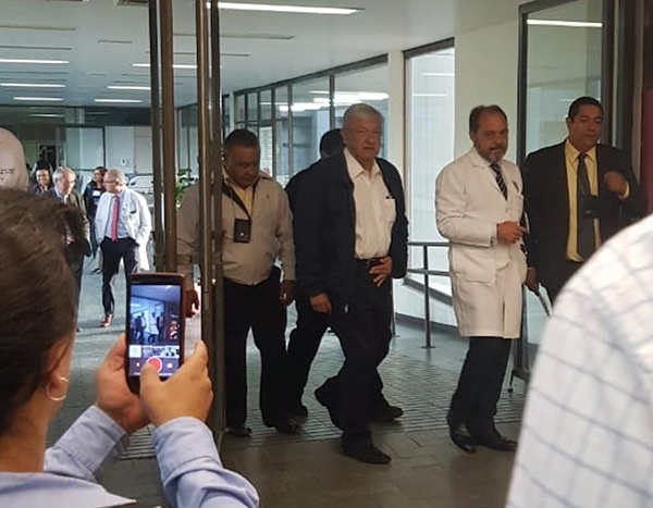 AMLO confirma visita al cardiólogo; “revisión de rutina”, afirma