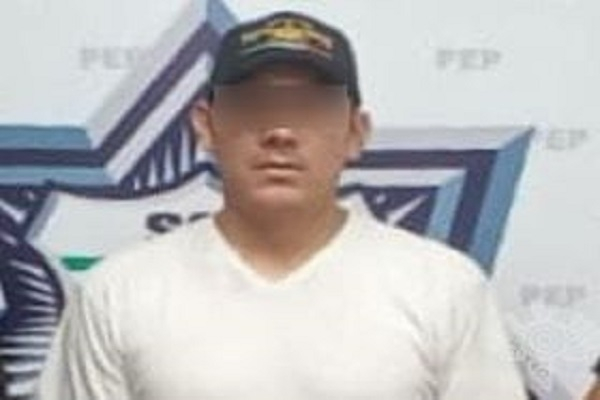 Se hacía pasar como policía y es capturado en Xoxtla