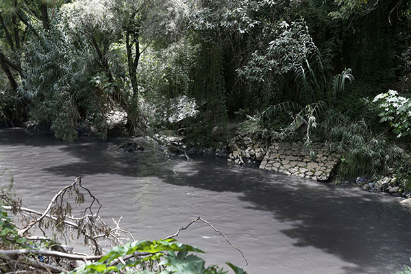 Conagua aplica multas por 10.7 mdp a contaminantes de ríos en Puebla