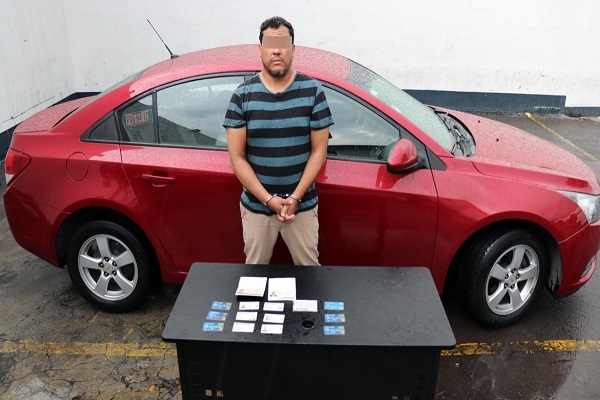 Cayo sujeto que obtenía créditos bancarios con identificaciones falsas en Puebla