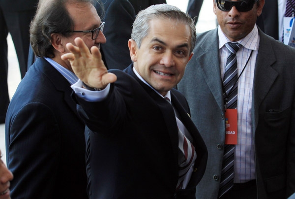 Salario mínimo en DF a 80 pesos diarios en enero: Mancera