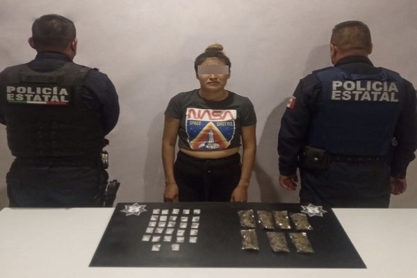 Atrapan a “Marichuy”, vendedora de drogas en Altepexi