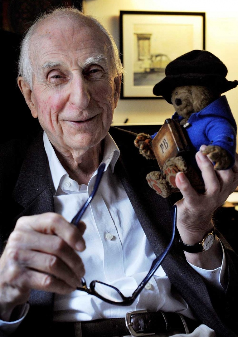 Murió Michael Bond, creador del Oso Paddington