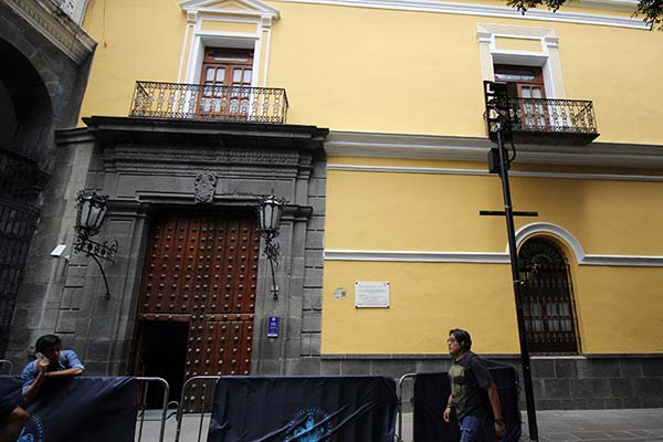 Gobierno de Puebla rechaza persecución política contra rector; la BUAP exige cese de amenazas