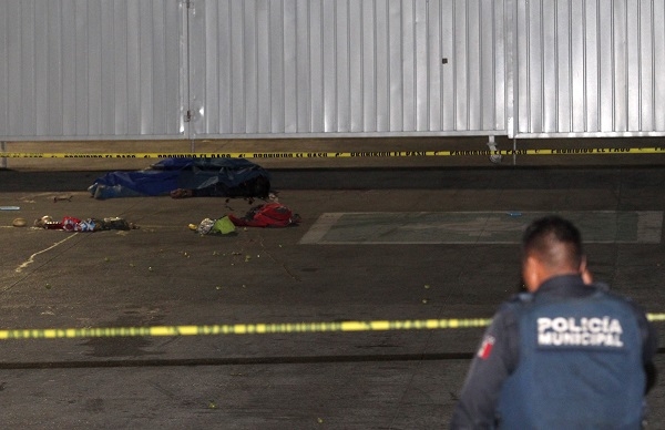 FOTOS: En riña matan a un hombre a balazos en el estacionamiento de Superama Zavaleta
