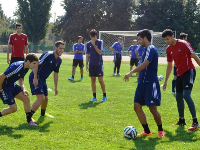 Carlos Vela regresó a los entrenamientos de la Real Sociedad