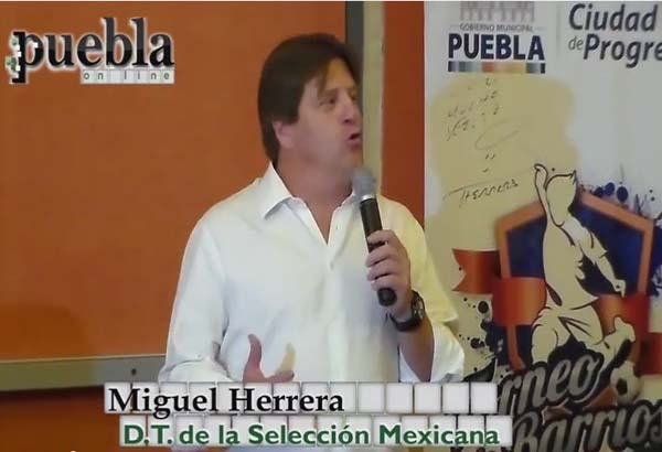 El Piojo Herrera habla sobre: Vela, Chicharito y Ronaldinho
