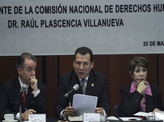 Presidente de la CNDH comparece ante senadores en medio de severas críticas