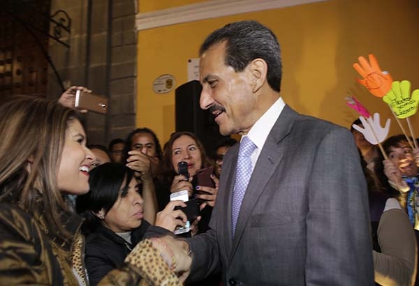 Alfonso Esparza se proclama ganador de la elección para rector de la BUAP