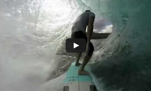 VIDEO: Surfer grabó viaje en túnel de agua