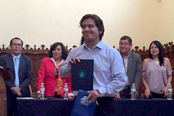 Egresado de la BUAP gana premio a Mejor Tesis de Calidad