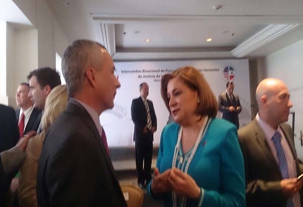 Carrancá Bourget asiste a reunión binacional de procuradores de Justicia México-EU