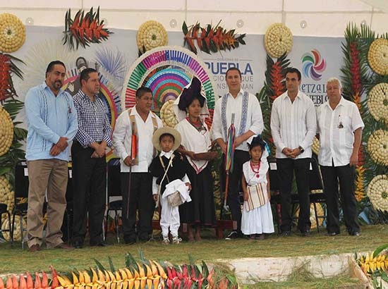 RMV reitera en Cuetzalan su compromiso de impulsar el turismo