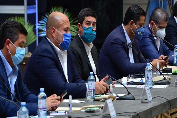10 gobernadores abandonan la Conago; “dejó de ser eficaz”