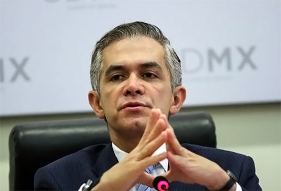 Mancera pide renuncia a todo su gabinete por escasos resultados