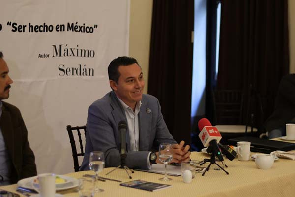 “Ser hecho en México”, libro recién publicado por Máximo Serdán