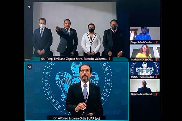 BUAP: Esparza Ortiz acude a informe en la Preparatoria Emiliano Zapata