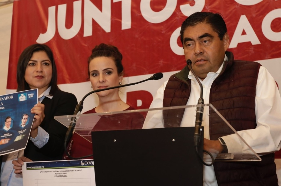 Barbosa insiste en que le quieren robar su triunfo