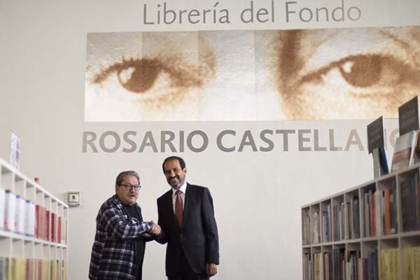 El rector Alfonso Esparza y Paco Ignacio Taibo II acuerdan apertura de la Librería FCE-Educal-BUAP