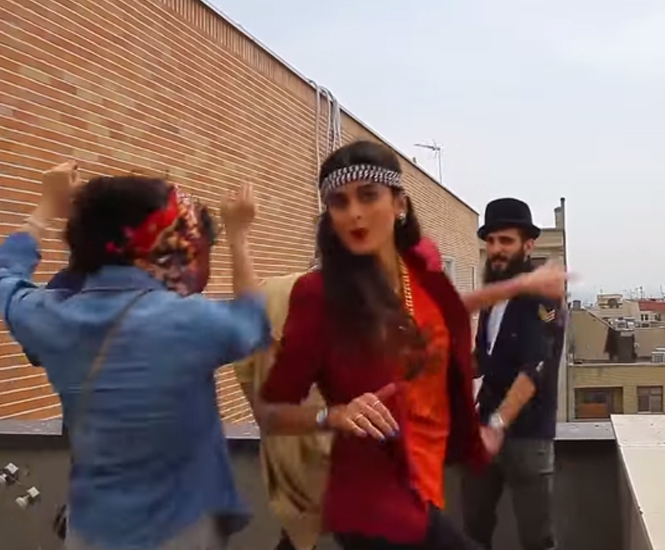 Iraníes que bailaron Happy, condenados a 91 latigazos