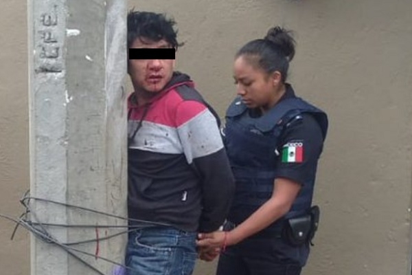 Casi linchan a sujeto que intentó robar vehículo en la colonia Historiadores