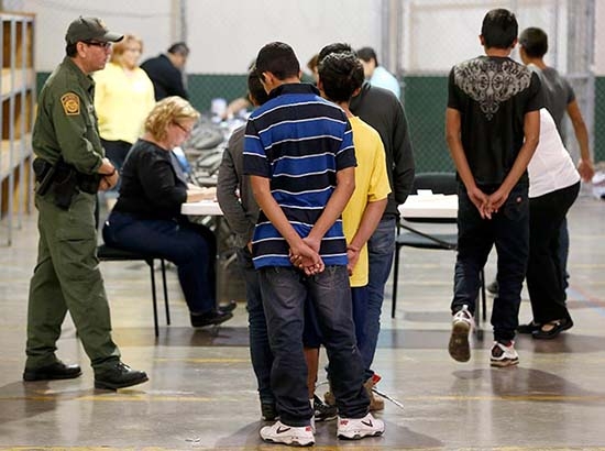 CIDH exige a EU garantizar derechos de niños migrantes